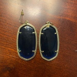 Kendra Scott Elle Gold Drop Earrings in navy